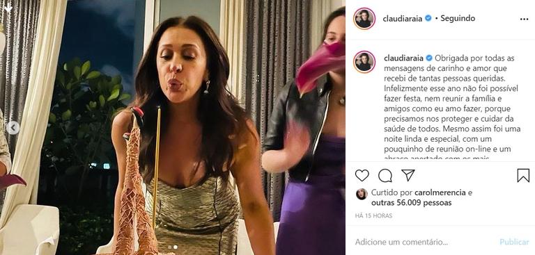 Claudia Raia celebra 54 anos ao lado de Paolla Oliveira e Mariana Ximenes