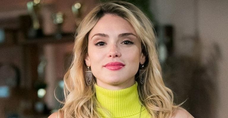 Isabelle Drummond Surge Caracterizada De Tina E Fala Sobre Participação Em Novo Filme Da Turma 2384