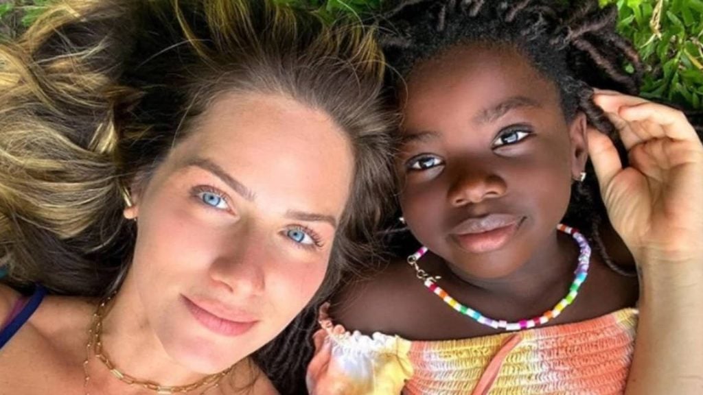 Giovanna Ewbank e filha, Titi