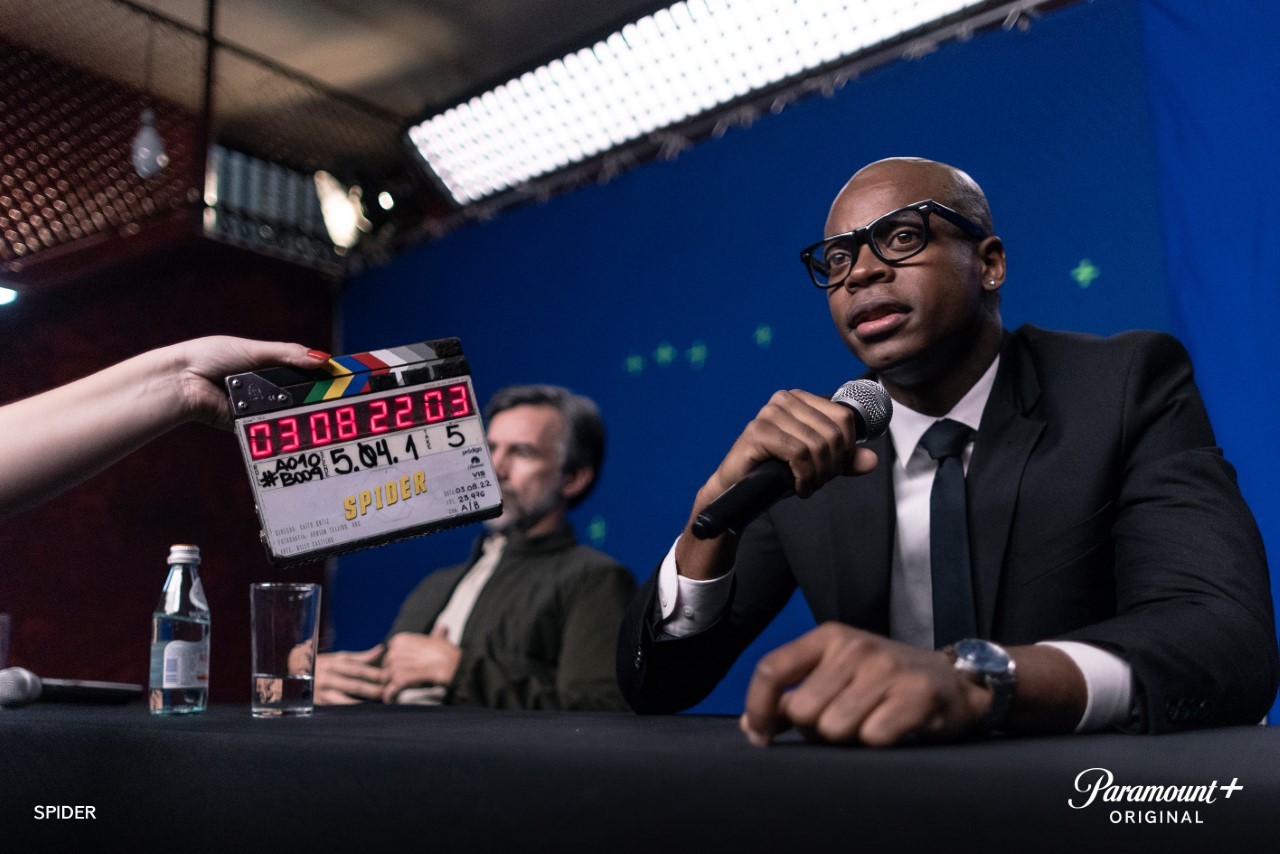 William Nascimento como Anderson Silva na série 'Spider' (Reprodução/Paramount+)