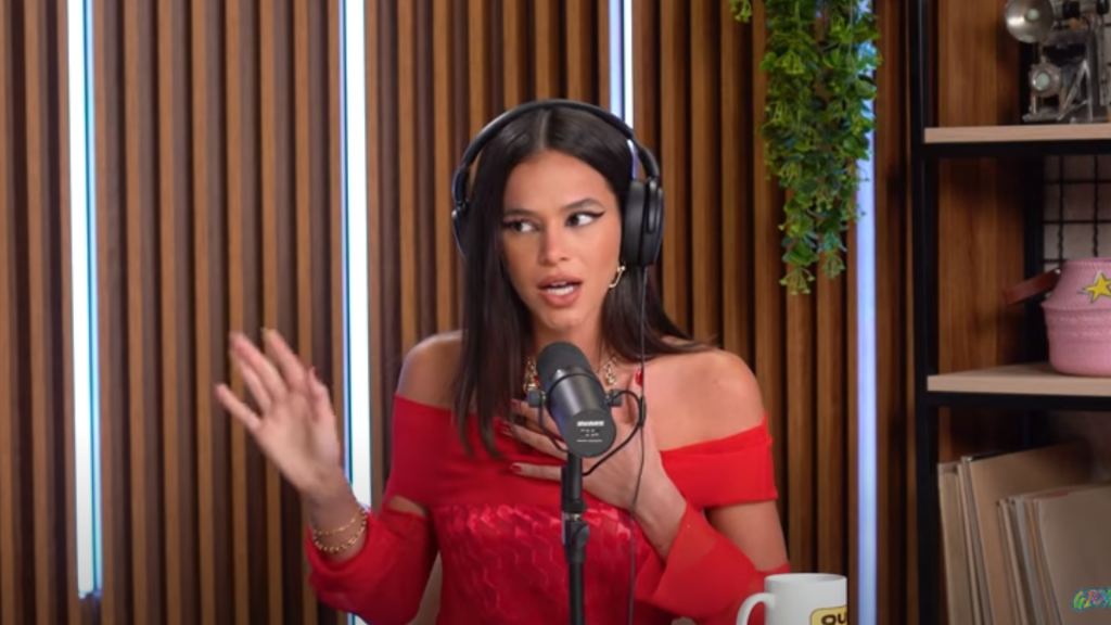 Bruna Marquezine. (Reprodução/YouTube/Quem Pode, Pod)