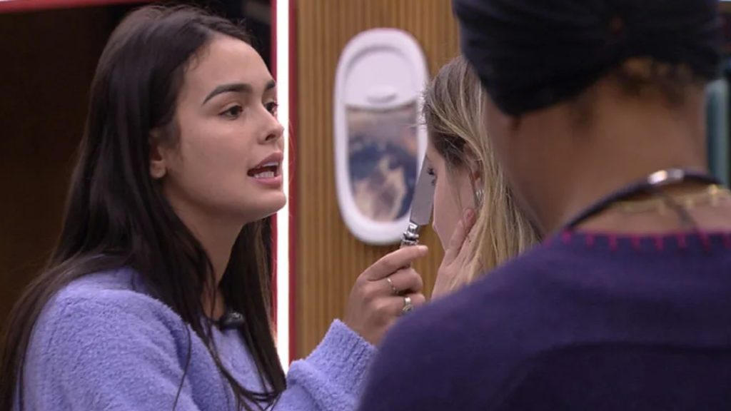 Larissa briga com Cezar no BBB 23 — Foto: Globo