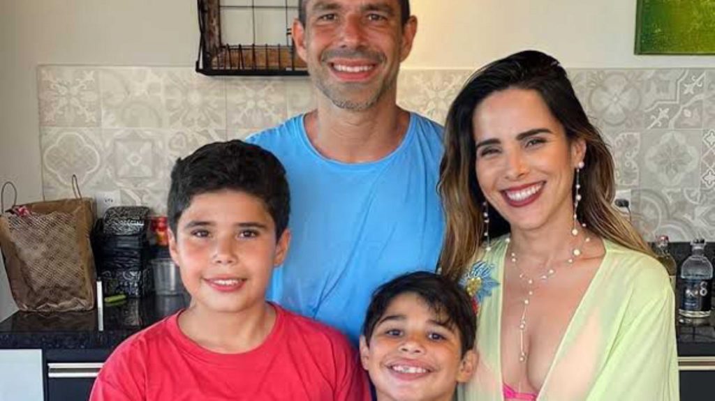 Wanessa Camargo e Marcus Buaizcom filhos - Reprodução/Instagram