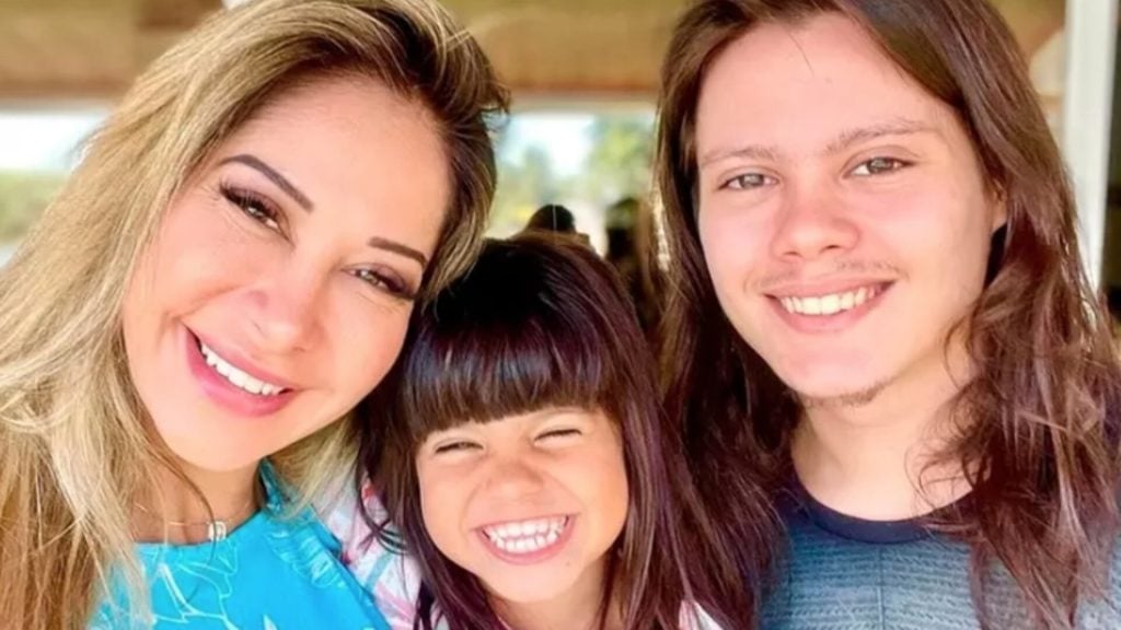 Maíra Cardi e filhos, Sophia e Lucas