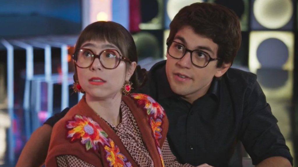 Lupita (Daphne Bozaski) e Guto (Daniel Rangel) em 'Família é Tudo'