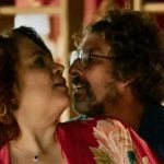 Violeta (Isabel Teixeira) e Osmar (Milhem Cortaz) em 'Volta por Cima' - Reprodução/TV Globo