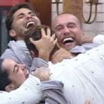 G4 (Gui Vieira, Luana Targino, Sacha Bali e Yuri Bonotto) se abraçando em "A Fazenda 16" - Reprodução/Instagram